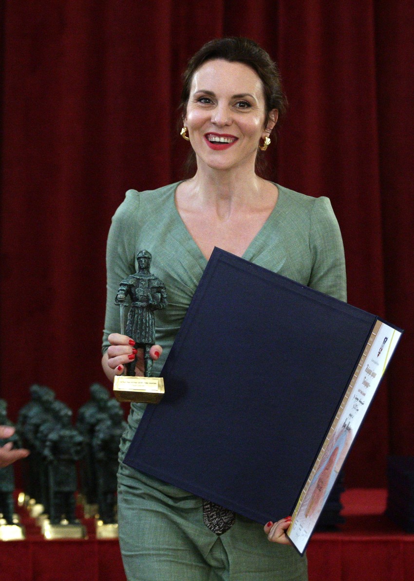 Za pozorišno stvaralaštvo nagrađena je Nada Šargin