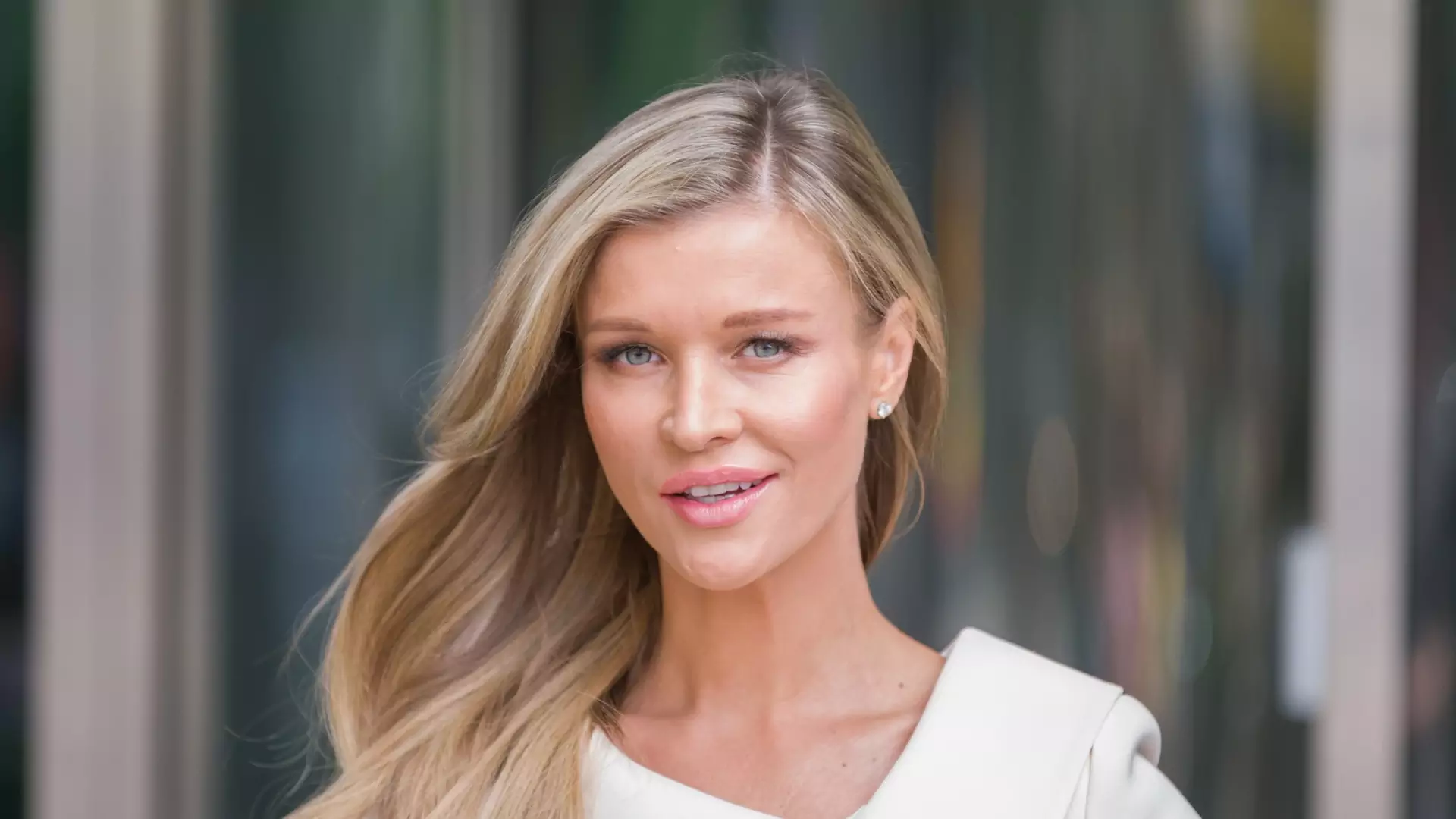 Joanna Krupa wybrała imię dla dziecka? Znajomy zdradził, jak nazwie córkę lub syna