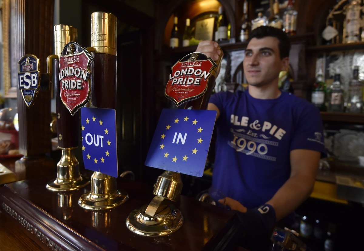 By uchronić Europę przed Brexitem Niemcy są gotowi - jak obiecuje "Bild" – zrezygnować z bramkarza podczas najbliższej serii rzutów karnych w meczu Niemcy- Anglia.