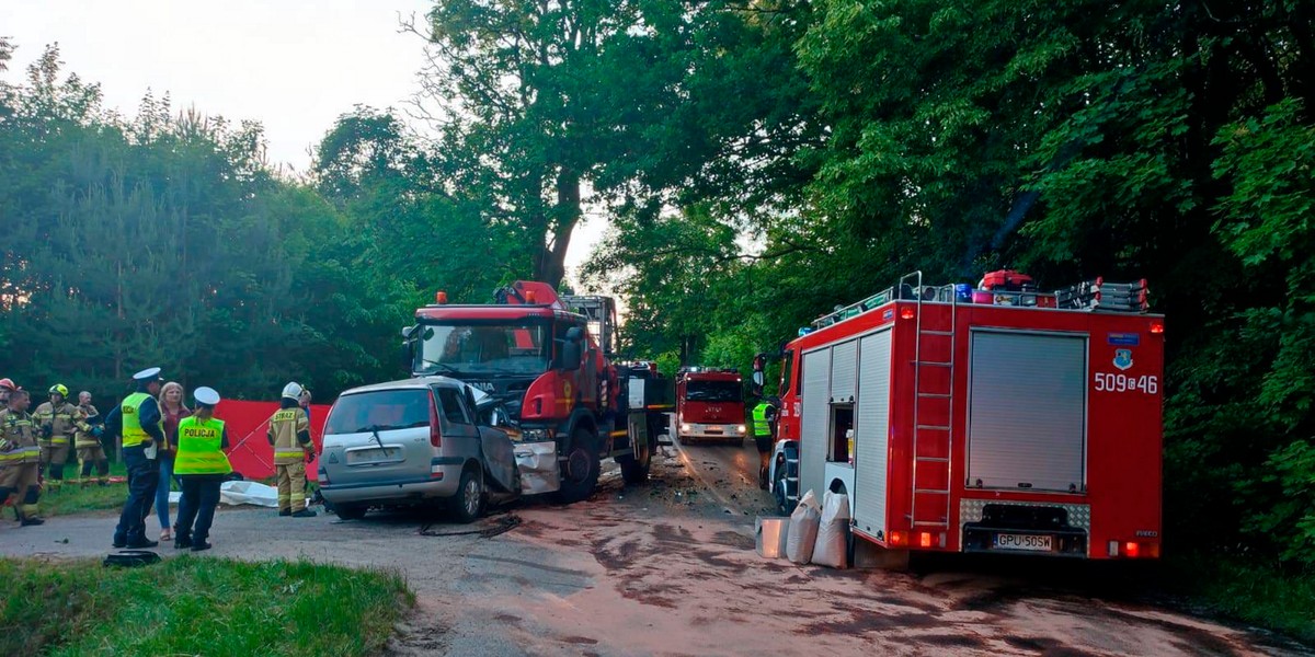 Sulicice. Tragiczny wypadek. Nie żyje 35-letni kierowca.