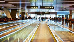 Na Bliskim Wschodzie wrze, odwołane loty. Takie prawa mają podróżni. Podpowiadamy