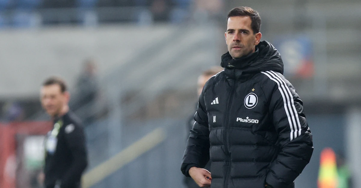 Trener Legii nie wie, na czym polega problem. Astiz przeprosił kibiców za porażkę z Piastem