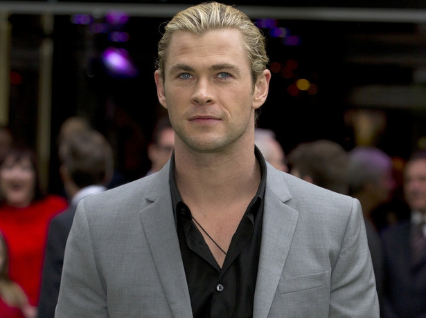 Chris Hemsworth załamany porównaniami do Schwarzeneggera