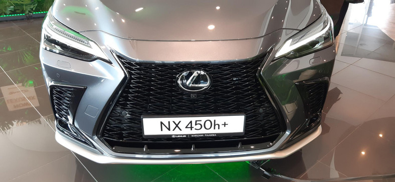 Lexus NX