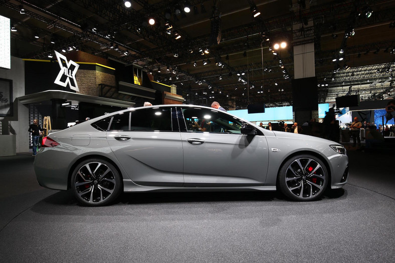 Opel Insignia Grand Sport GSi