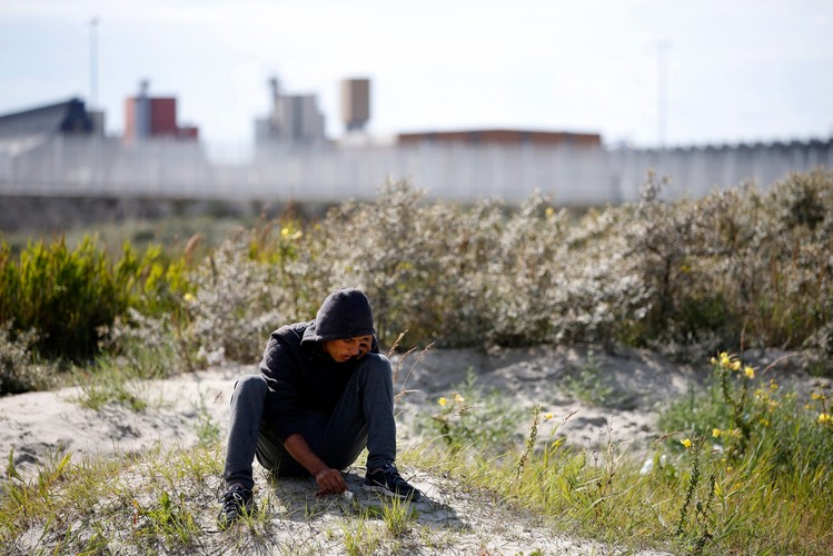 Nielegalni imigranci we Francji