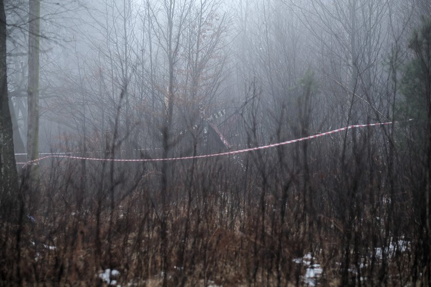 W Studzienicach k/Pszczyny rozbił się prywatny helikopter. Nie żyją dwie osoby