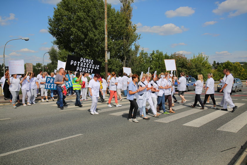 protest pracownikow DPS