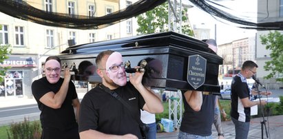 Protest kibiców Ruchu. W Chorzowie pochowali swoje marzenia