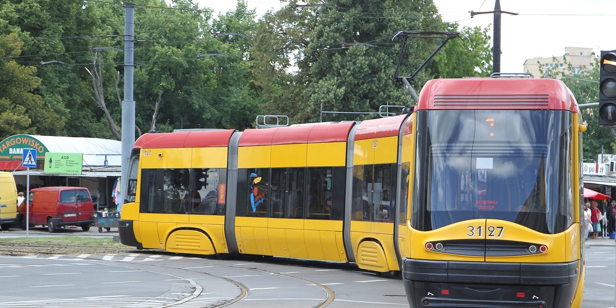 Od soboty poważne problemy z komunikacją mogą mieć mieszkańcy Włoch i Ochoty. Rusza bowiem remont rozjazdów u zbiegu Bitwy Warszawskiej i Banacha.