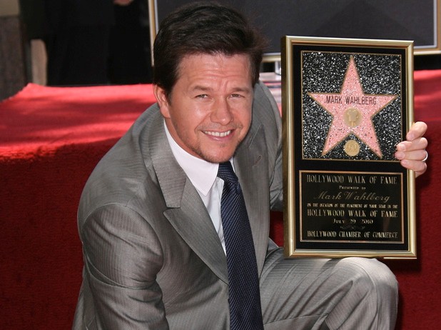 9. Mark Wahlberg - 27 mln dol.