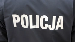 Incydent w centrum handlowym. Przeciwnik maseczek zaatakował policjanta