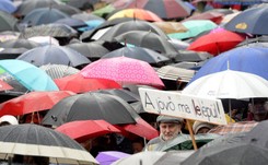 Przeciwnicy reform Orbana wyszli na ulice. Antyrządowa manifestacja w Budapeszcie