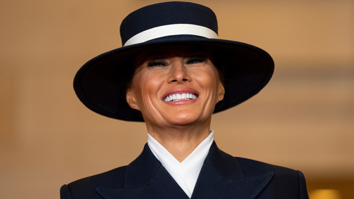 Ha van rajta kalap, azért, ha nincs, akkor azért utáljuk Melania Trumpot?