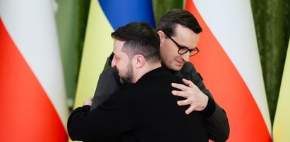 Rok wojny w Ukrainie. Morawiecki w Kijowie: jestem tutaj po to, aby oddać pokłon wszystkim walczącym bohaterom