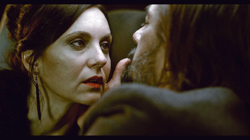 Film prati jednu generaciju prijatelja, koji se okupljaju u Nikšiću zbog proslave godišnjice mature