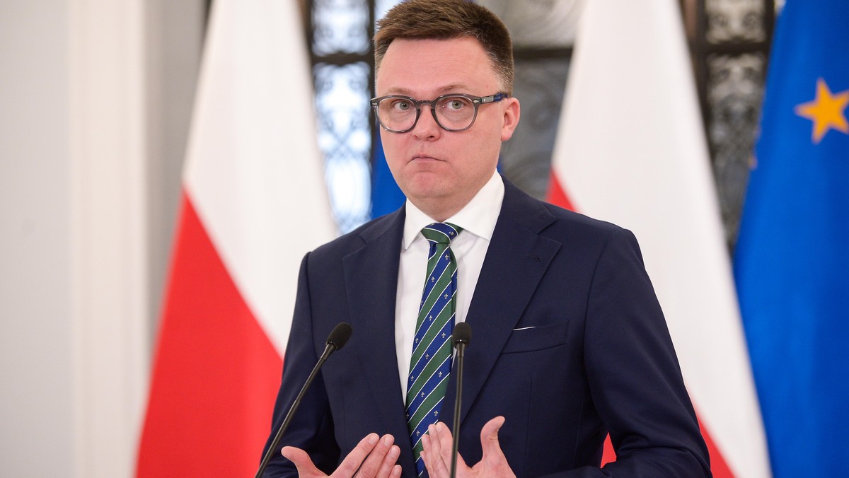 Szymon Hołownia chciał zobaczyć miny dziennikarzy. Wywołał konsternację