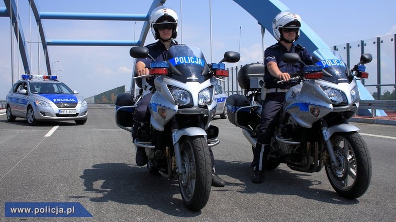 Policja na motocyklach