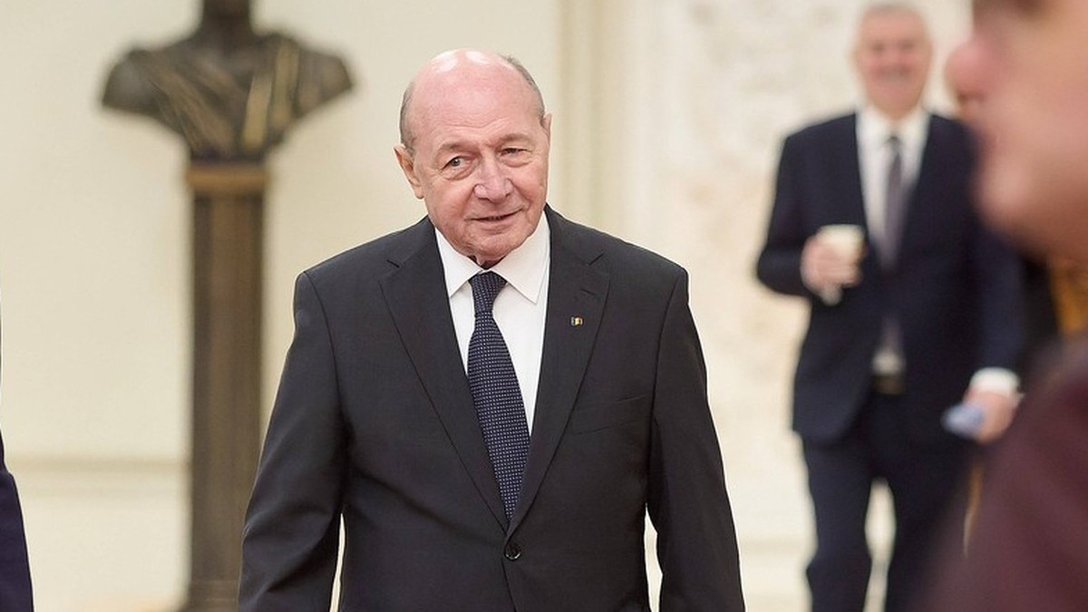 Traian Băsescu îl sfătuiește pe Siegfried Mureșan, premier desemnat, să nu refuze AUR: „Are reputație la Bruxelles, n-o să fie nicio problemă”