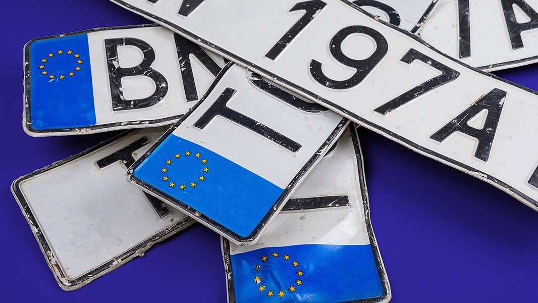 Slovenské ŠPZ majú dátum spotreby.