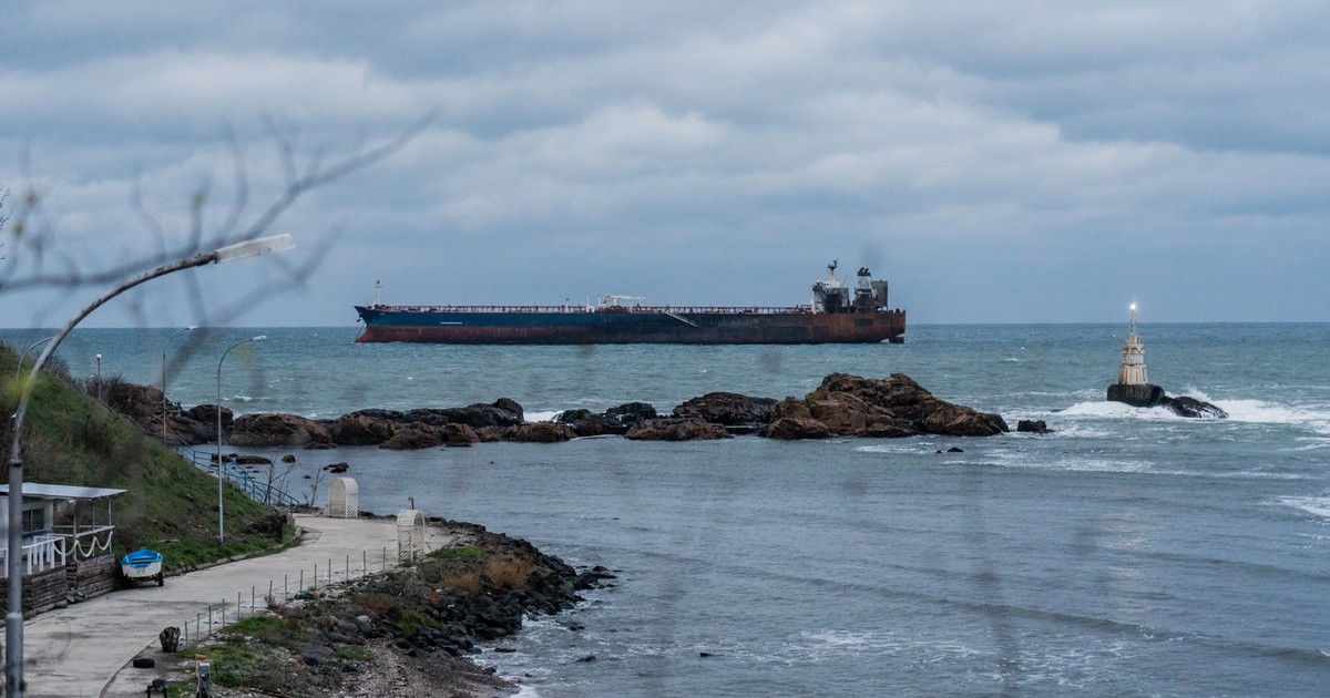 ウクライナは影の艦隊への攻撃を拡大。ロシアのタンカーが世界中で脅威にさらされる