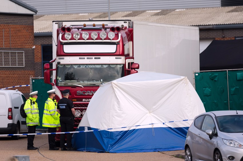 Kamion u kojem su nađena tela