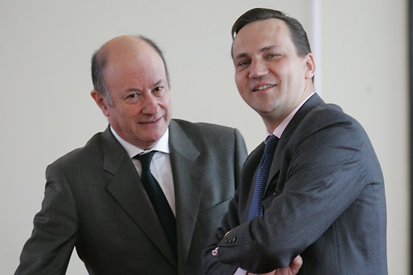 Radosław Sikorski, szef MSZ i Jan Rostowski, były minister finansów