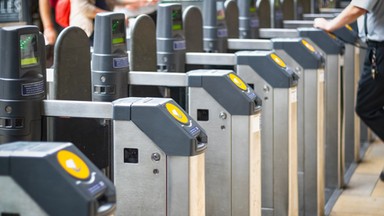 Ataki graficiarzy w hiszpańskim metrze. Kilkanaście osób zostało rannych