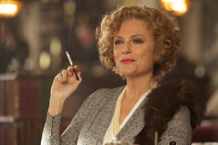 Najlepsza aktorka drugoplanowa w serialu, minserialu lub filmie telewizyjnym: Jacqueline Bisset 'Dancing on the Edge'