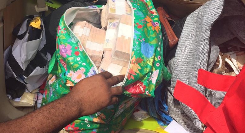 Benue State, EFCC operatives intercept bags of cash meant for vote-buying