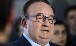 Saryusz-Wolski bije w Brukselę nowym tekstem pieśni "My, Pierwsza Brygada". OSTRE KOMENTARZE