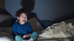 Nyktofobia, czyli lęk przed ciemnością. Co robić, kiedy dziecko boi się ciemności?