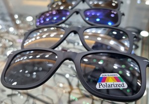 Polarizovana stakla rade uklanjanju odsjaj sa puta i vode