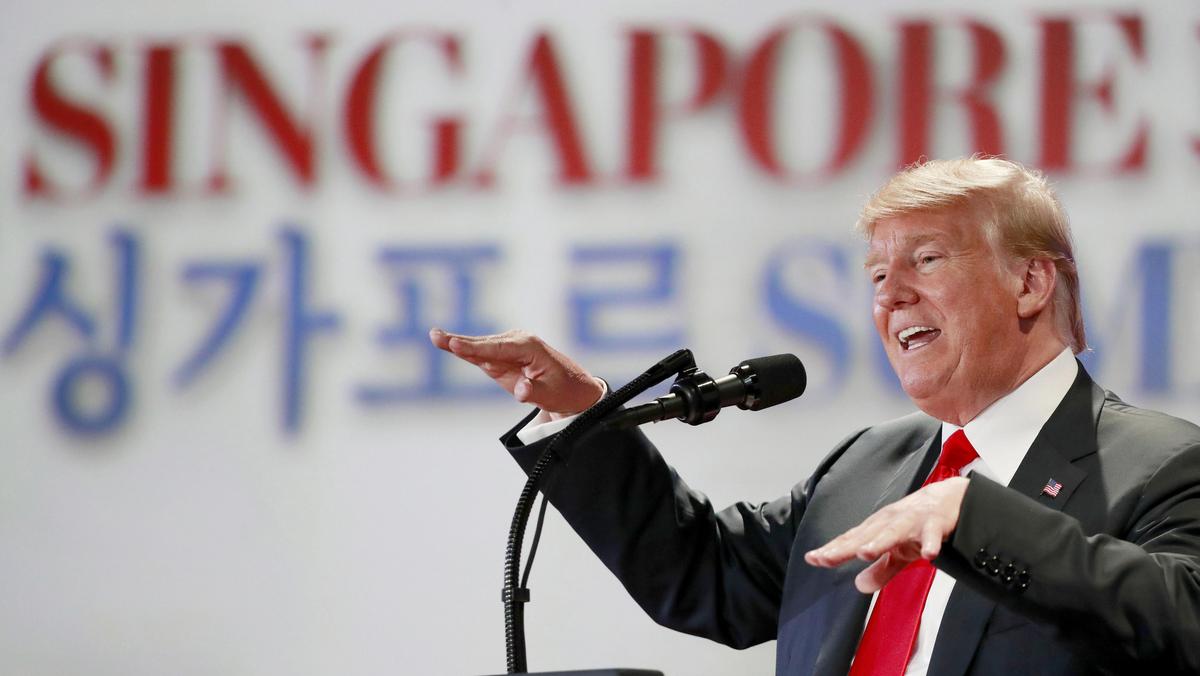 Prezydent Donald Trump podczas konferencji po szczycie w Singaurze