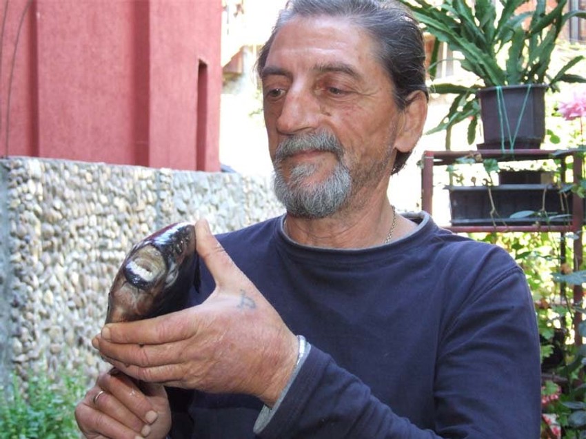 Ulovljena pirana teška je oko kilogram