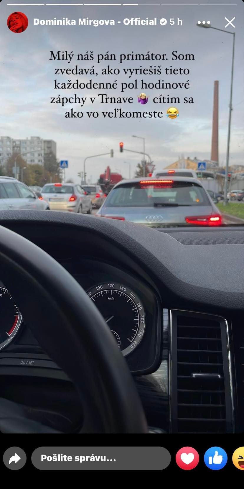 Dominika Mirgová zverejnila záber z dopravnej zápchy v Trnave. 