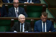 Jarosław Kaczyński i Mariusz Błaszczak w Sejmie