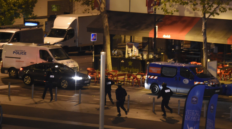 Párizsban november 13-án, több helyszínen hajtottak végre terrortámadás/ Fotó: AFP