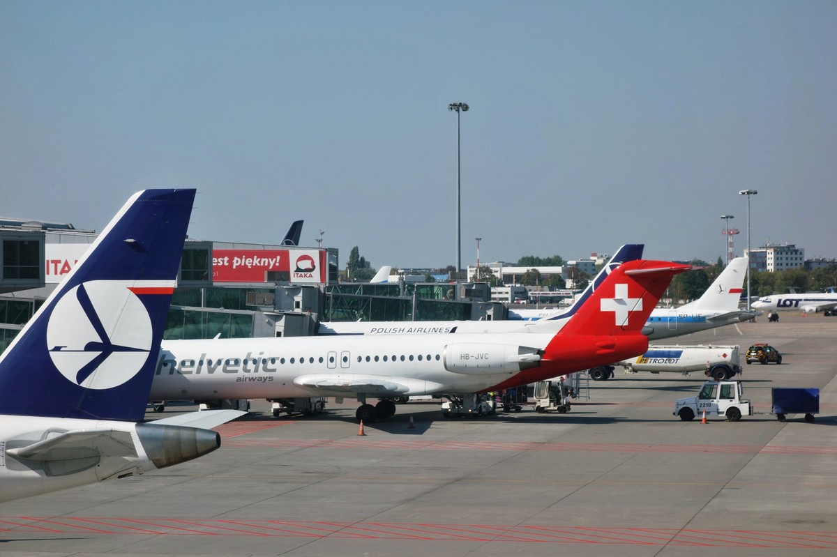 Rekordowy kwiecień na Lotnisku Chopina. Prawie 2 mln pasażerów