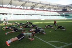 Ekstraklasa: Legia wróciła do treningów pod okiem Besnika Hasiego