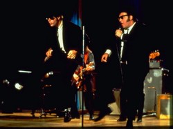 "Blues Brothers" grają na małym ekranie