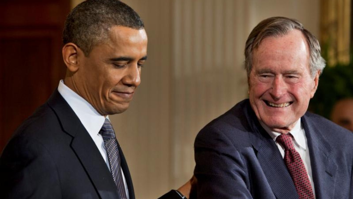 George Herbert Walker Bush z Obamą 