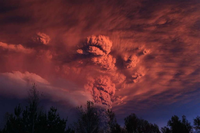 Niesamoiwte zdjęcia z wybuchu wulkanu