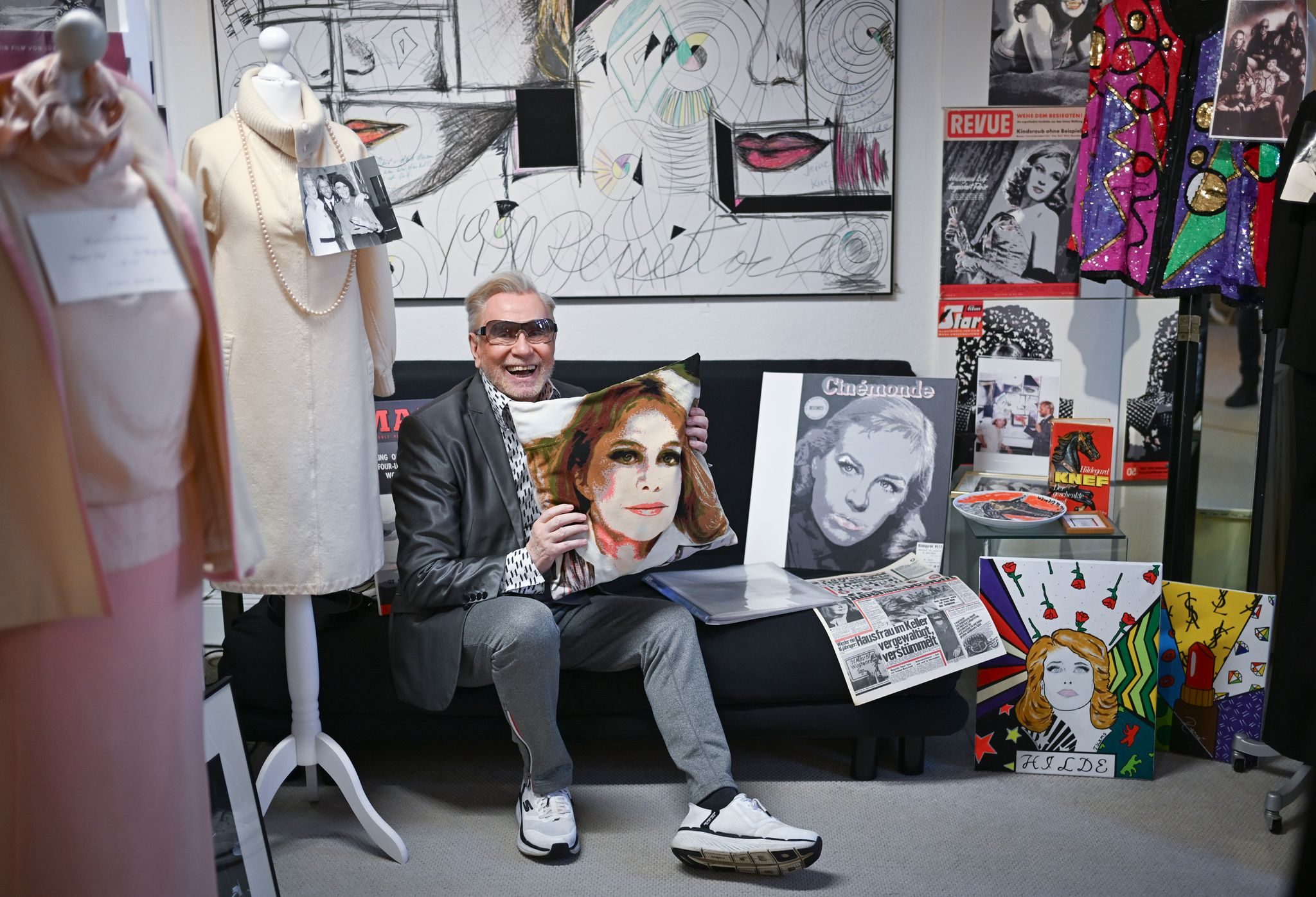 Hildegard Knef würde heute 100: Ihr Visagist bewahrt die legendären Wimpern