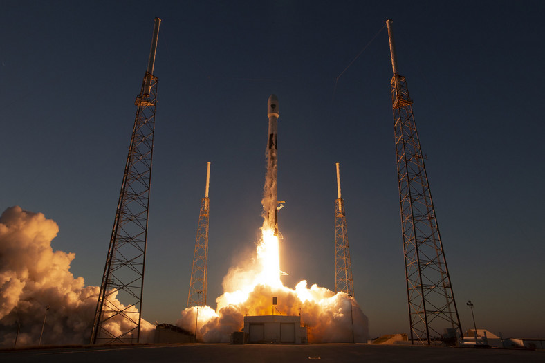 SpaceX Falcon 9