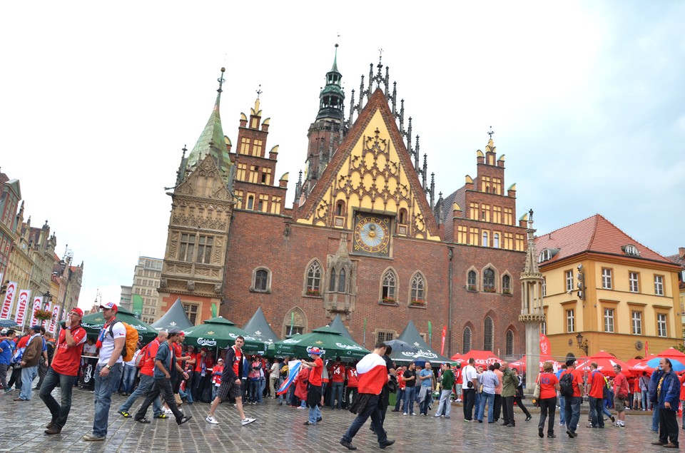 Kibice na ulicach Wrocławia, fot. Michał Kowalski/Onet