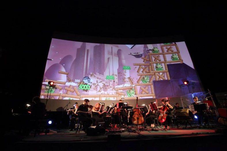 Multiplayer Ensemble w KIJÓW.CENTRUM