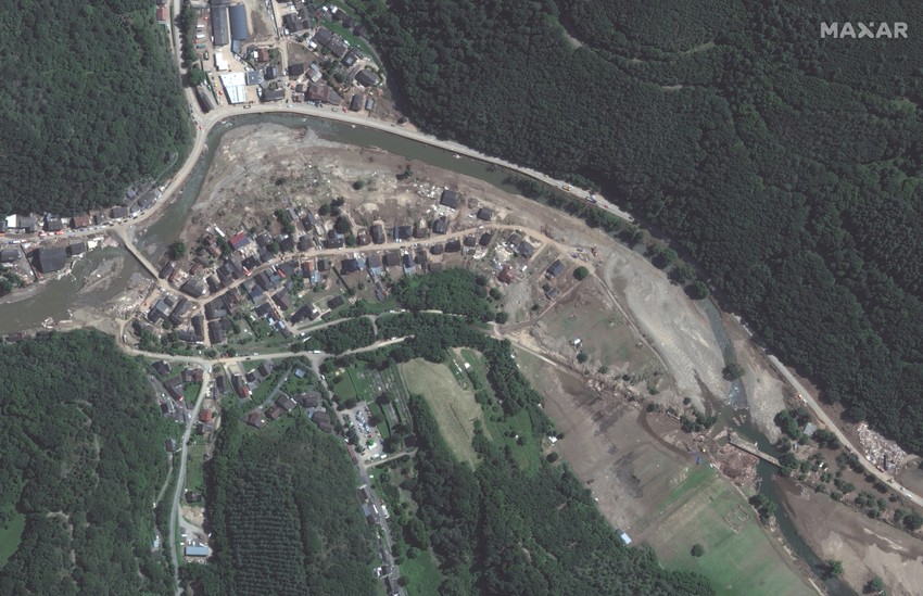 Razmere poplave u Briku u Nemačkoj na satelitskim snimcima