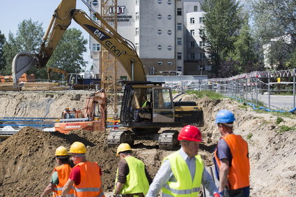 Polska spółka budowlana wygrała intratny przetarg. Kurs akcji wystrzelił