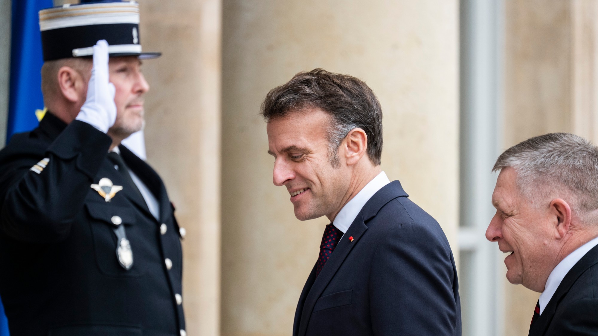 Emmanuel Macron a Robert Fico